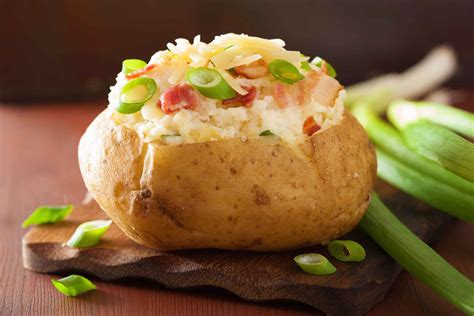 Potatoes for jacket potatoes. Things To Know About Potatoes for jacket potatoes. 